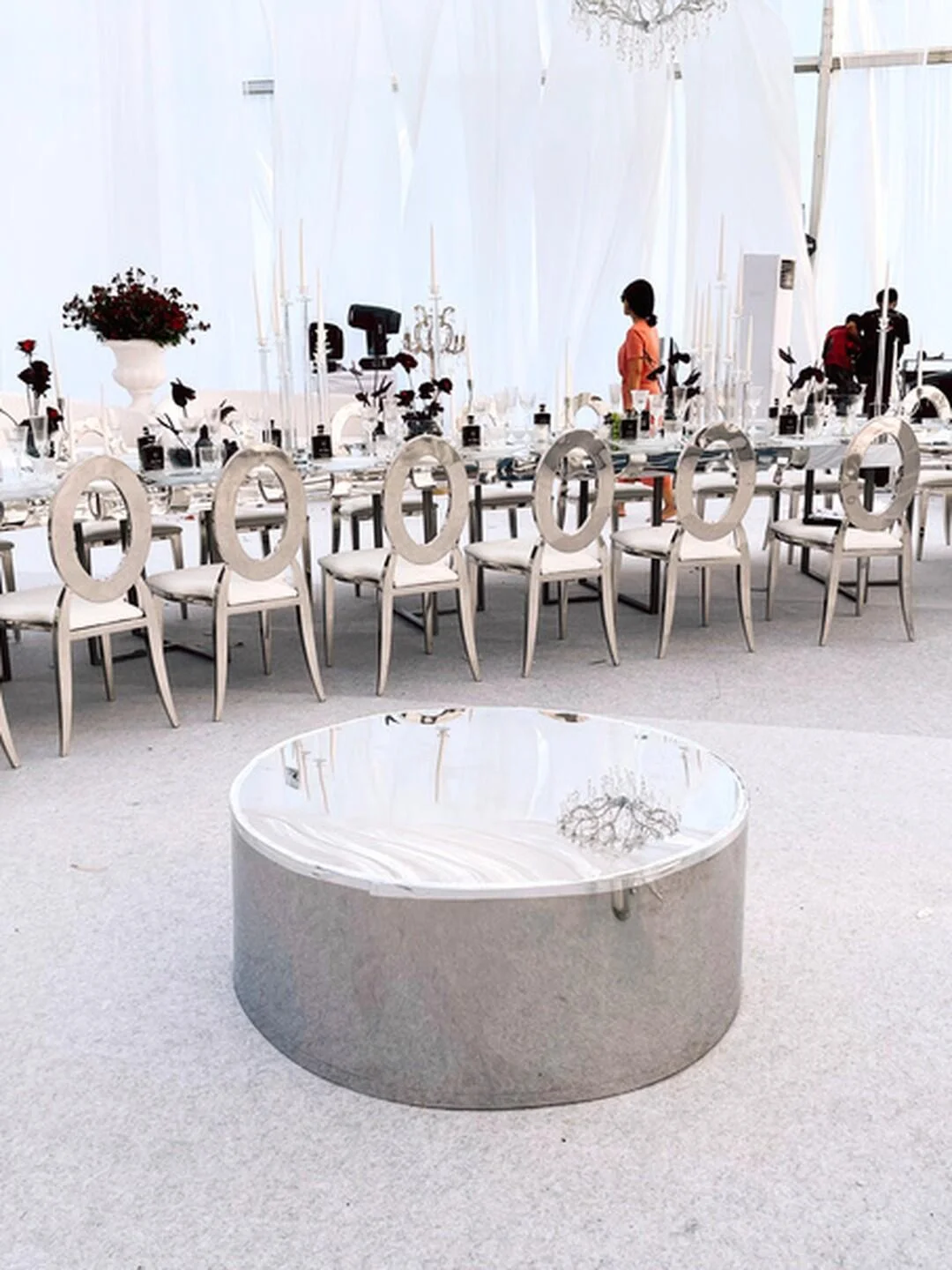 Mirror Round Stage